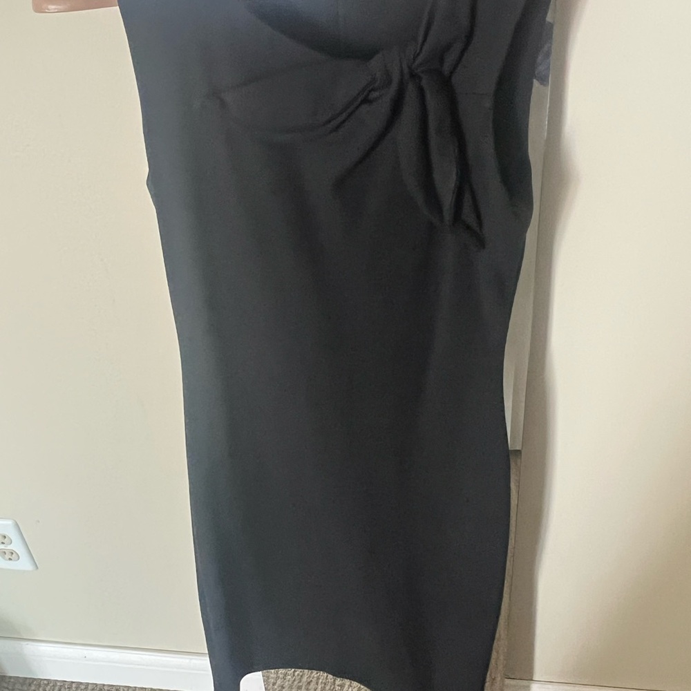 Banana Republic sleeveless little black dress size 2 Tall